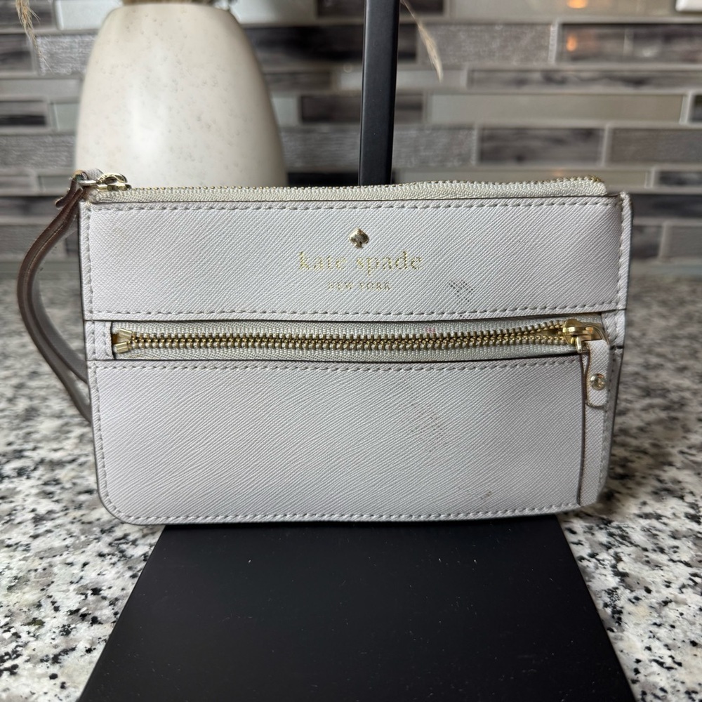 Kate Spade | Leather Wristlet Wallet Minimal